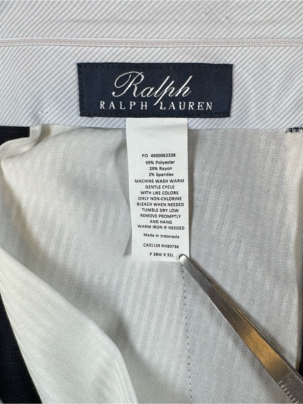 Ralph Ralph Lauren Mens 38x32 Navy Plaid Trousers Flat Front Dress Pants Slacks - Picture 5 of 9